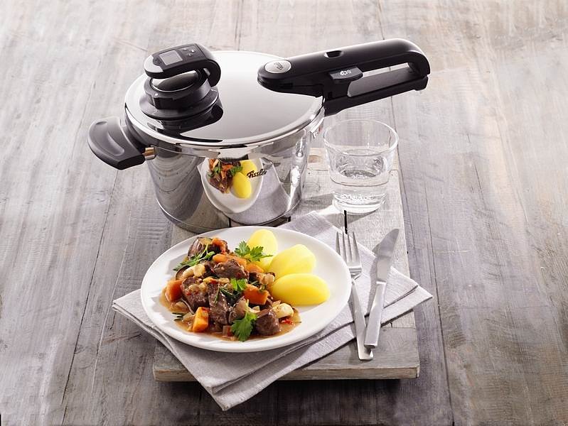 Скороварка с паровой вставкой Fissler