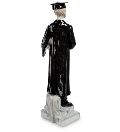 JP-53/ 5 Статуэтка "Выпускник" (Pavone)