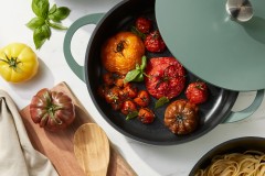 Кастрюля Agile, зелёная, 28 см, 6,3 л. Maxwell &amp; Williams