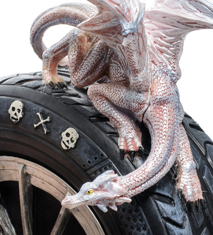 GA-86 Статуэтка "Ангел с драконом"