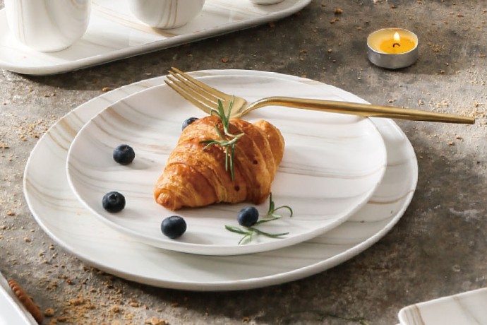 Тарелка закусочная The Royal Marble, 21см. Home & Style