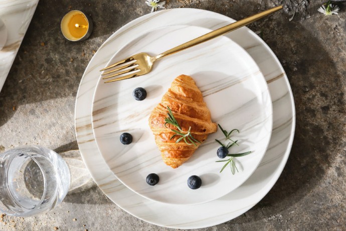 Тарелка закусочная The Royal Marble, 21см. Home & Style