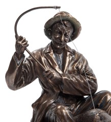 WS-400 Статуэтка "Рыбак"