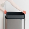 Мусорный бак Touch Bin Bo (60 л), Стальной матовый (Fingerprint Proof) Brabantia