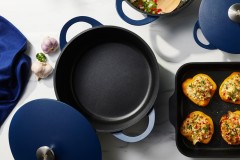 Кастрюля Agile, синяя, 28 см, 6,3 л. Maxwell &amp; Williams