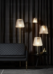 Настольный светильник DAMN FASHIONISTA, Ø15, 40W E27, дымчатый/стекло Halo Design