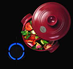 Кастрюля керамическая жаропрочная Emile Henry, гранат, 26 см. 4л.