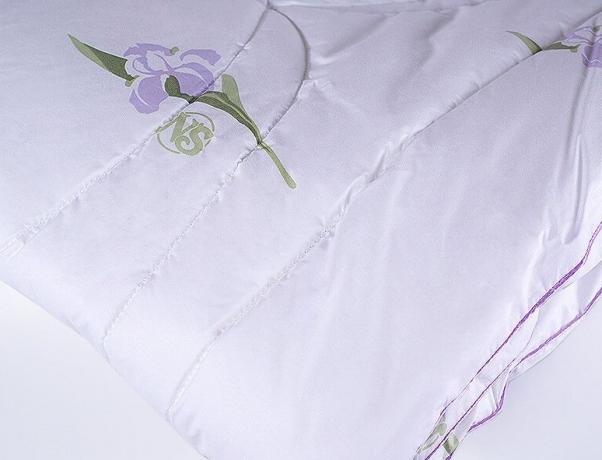 Одеяло  всесезонное с шелковым волокном "Радужный ирис", 172х205 см., из хлопка с фирменным дизайном, Natures