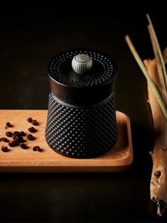 Набор Мельница д/перца Bali, 10 см + баночка перца, Peugeot