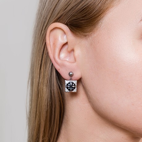 Серьги ENAMEL BLACK Fiore Luna