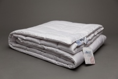 Одеяло CAMEL FAMILIE WOOL всесезонное 155х200