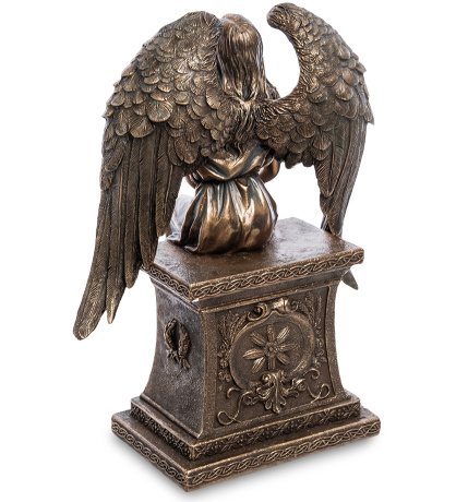 WS-946 Статуэтка "Ангел с розами"