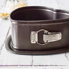 Разъемная форма Сердце, 22 см. BIRKMANN