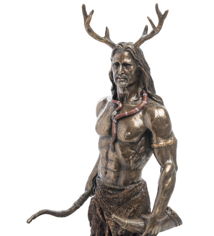 WS-575 Статуэтка "Херн-охотник"