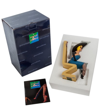 pr-PU07 Статуэтка "Марлен" Стэфана Эметта (Pin-up Parastone)