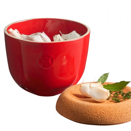 Емкость для хранения чеснока, цвет гранат Emile Henry