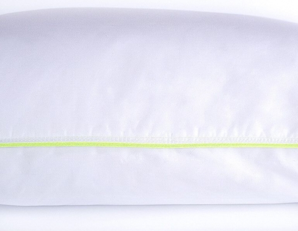 Подушка для детей, с бамбуком в хлопковом чехле "Бамбуковый медвежонок", 50х68 см. Natures