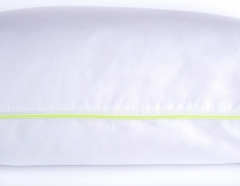 Подушка для детей, с бамбуком в хлопковом чехле "Бамбуковый медвежонок", 50х68 см. Natures