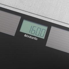 Цифровые весы для ванной комнаты на солнечных батареях, Черный Brabantia