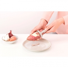 Овощечистка Y-образной формы Brabantia