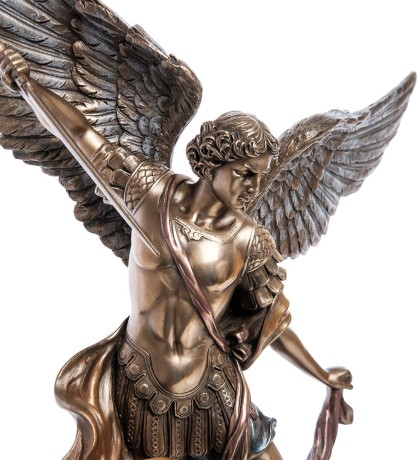 WS- 30/ 1 Статуэтка "Михаил Архангел, побеждающий дьявола"