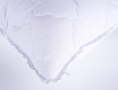 Подушка регулируемая для детей, с бамбуком в хлопковом чехле, декор кружевом, стеганая &quot;Бамбуковый медвежонок&quot;, 40х60 см. Natures