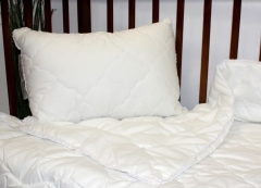 Подушка регулируемая для детей, с бамбуком в хлопковом чехле, декор кружевом, стеганая &quot;Бамбуковый медвежонок&quot;, 40х60 см. Natures