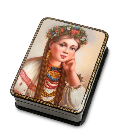 ШК-19/ 5-B Шкатулка в технике декупаж "Красавица" (10х8х3,5)