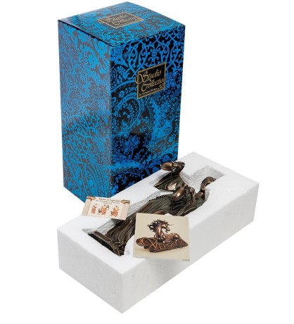 WS-950 Статуэтка "Леди Сдержанность"