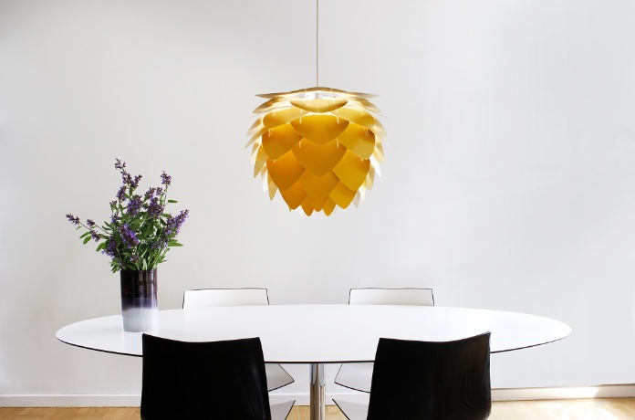 Плафон Aluvia mini saffron yellow Umage, 40х30 см.