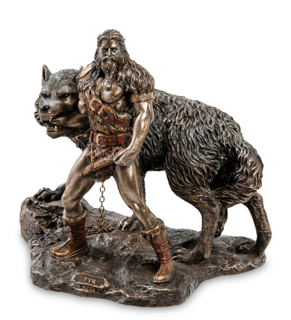 WS-921 Статуэтка "Тюр - бог воинской храбрости и Враг богов - Фенрир"