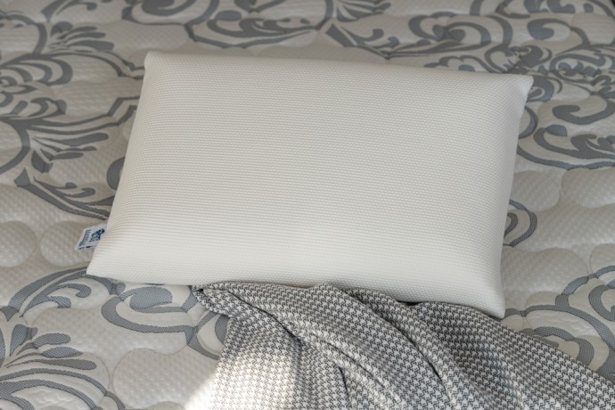 Подушка Evelina-1, 40х60 см. MaterLux