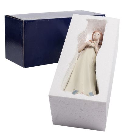 CMS-20/32 Статуэтка "Ангета" (Pavone)