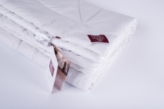 Одеяло CAMEL WOOL GRASS всесезонное 200х200