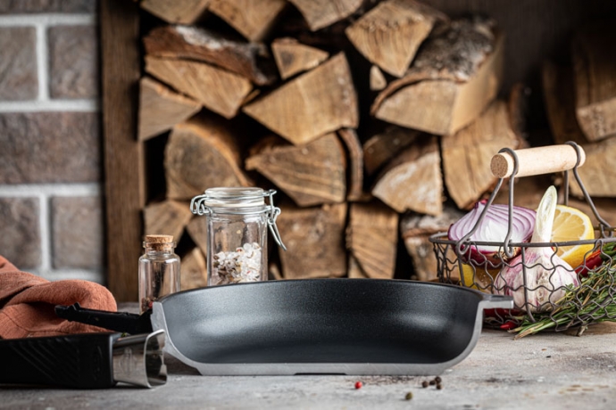 Сковорода индукционная низкая со съемной ручкой, 32 х 4 см. Gastrolux