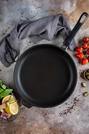 Сковорода индукционная низкая со съемной ручкой, 32 х 4 см. Gastrolux