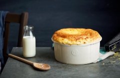 Форма для суфле, 23х21 см. цвет крем. Emile Henry