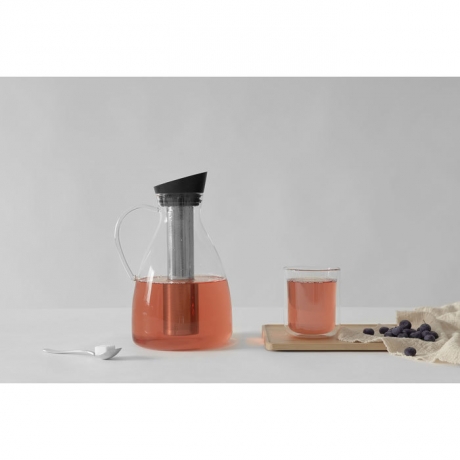 Графин с ситечком для холодного чая Infusion™ 2 л. Viva Scandinavia