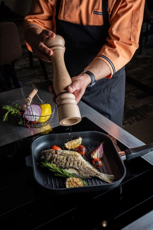 Cковорода индукционная гриль со съемной ручкой, 28 x 28 см. Gastrolux