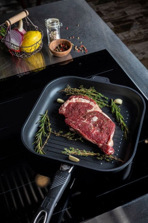 Cковорода индукционная гриль со съемной ручкой, 28 x 28 см. Gastrolux