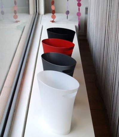 Контейнер мусорный Skinny, жасминовый, Umbra