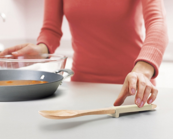 Ложка деревянная Elevate™ кремовая