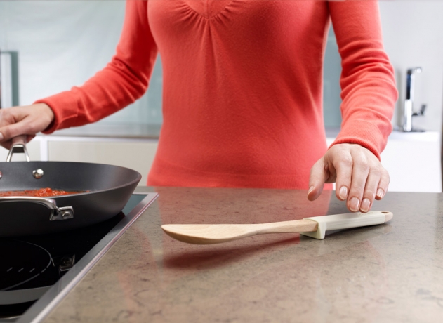 Ложка деревянная Elevate™ кремовая