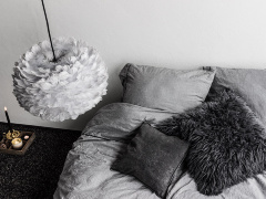 Плафон из перьев Eos light grey, 65х40 см. Umage