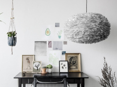 Плафон из перьев Eos light grey, 65х40 см. Umage