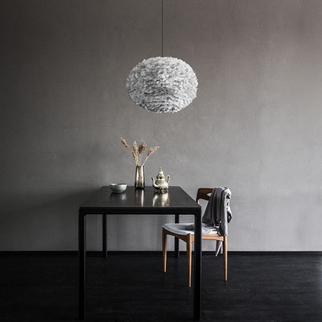 Плафон из перьев Eos light grey, 65х40 см. Umage