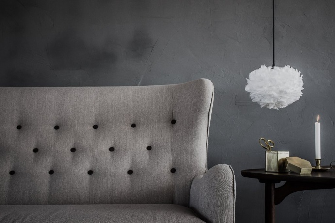 Плафон из перьев Eos light grey, 65х40 см. Umage