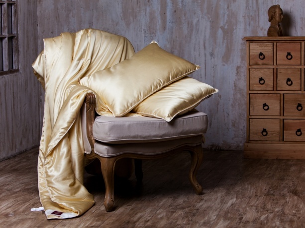 Подушка GREAT SILK GRASS мягкая 50х68