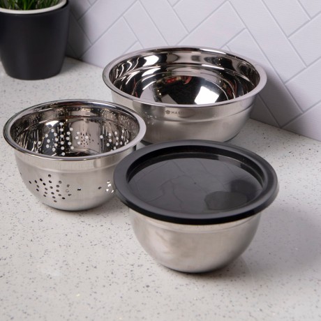 Набор кухонных принадлежностей MasterClass 3 пр.(миска (23,5 см), дуршлаг (18 см), миска с крышкой Kitchen Craft