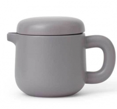 Чайник заварочный с ситечком Isabella™ 600 мл. серый Viva Scandinavia